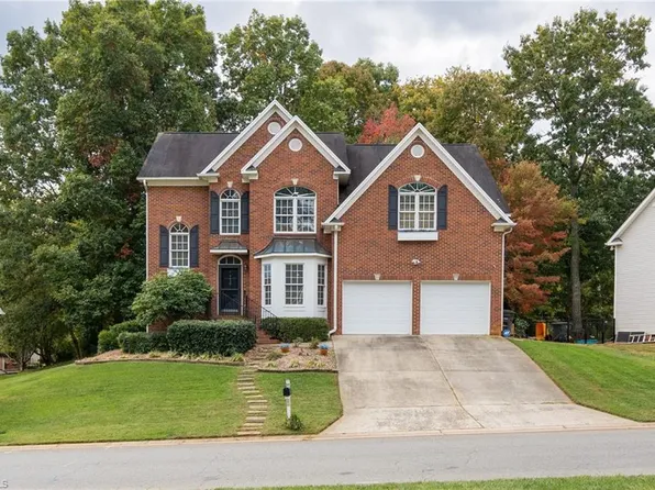 4010 Ivy Bluff Trl, Winston Salem, NC 27106