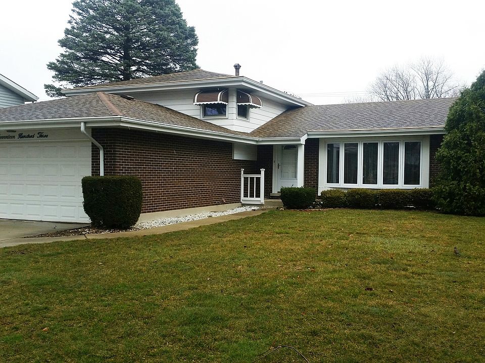 1st image of 1703 Park Dr