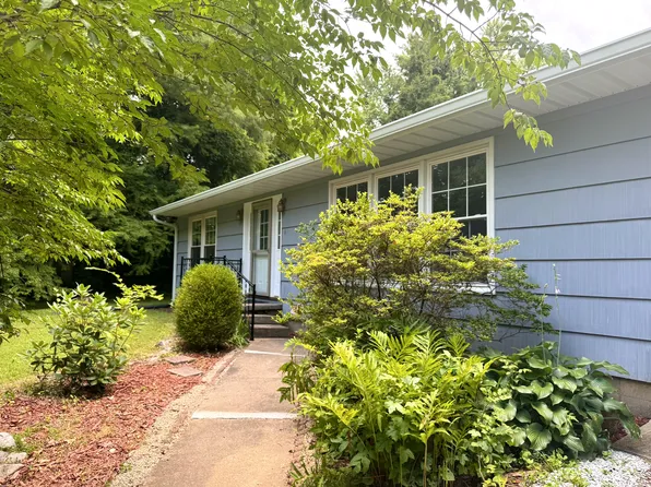 3910 E 10th St, Bloomington, IN 47408