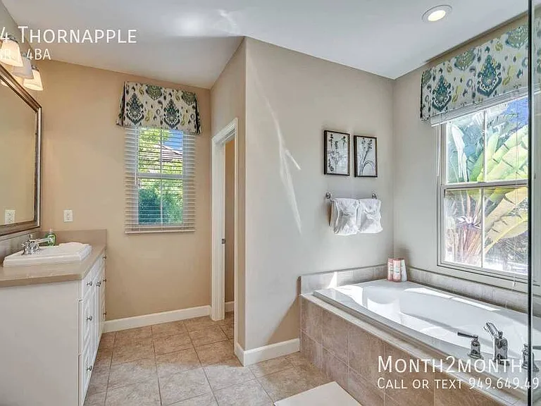 64 Thornapple — Photo 23
