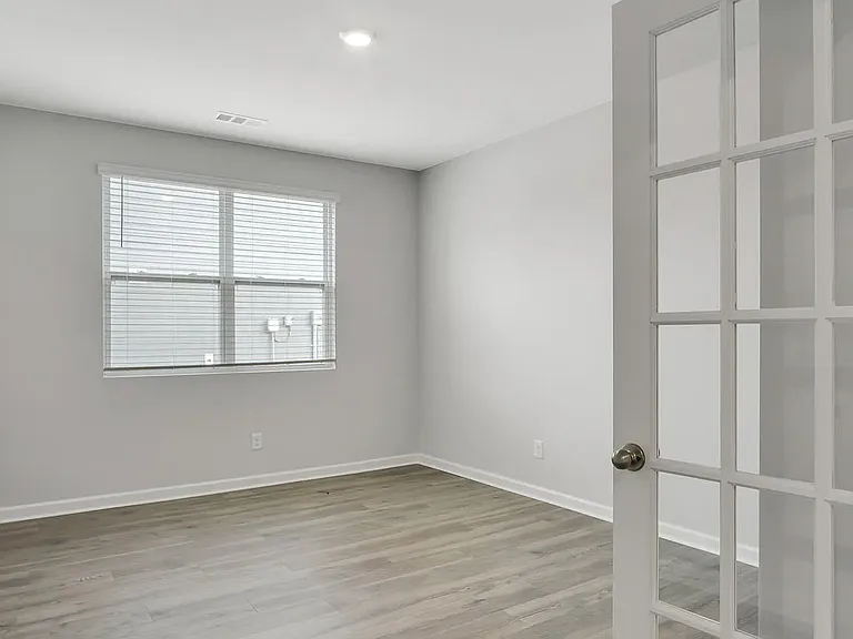 5422 Mason Way — Photo 10