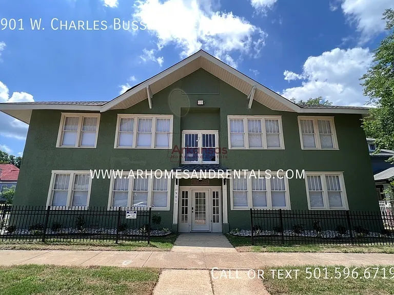 901 W Charles Bussey Ave #C — Photo 21