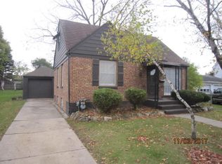 1228 Barnes St, Delavan, WI 53115