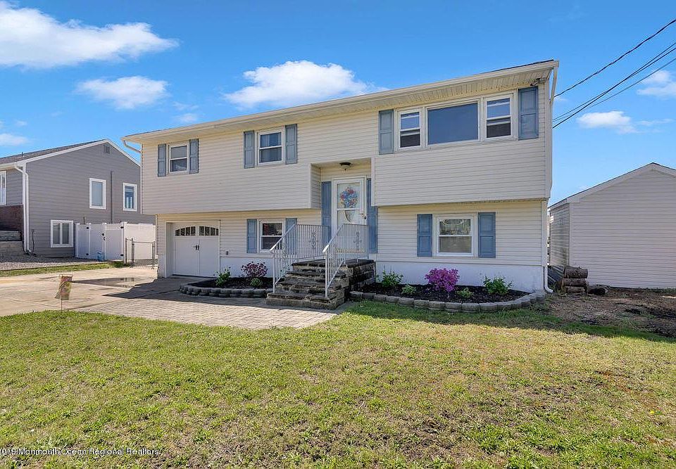 1st image of 13 Kingston Ave