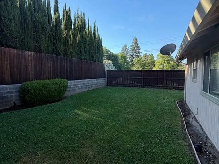 6337 Lincoln Ave — Photo 21