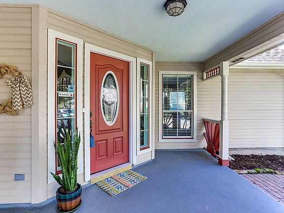5th image of 22911 River Birch Dr