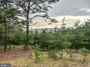 4 Staubwoods Dr, Romney, WV 26757