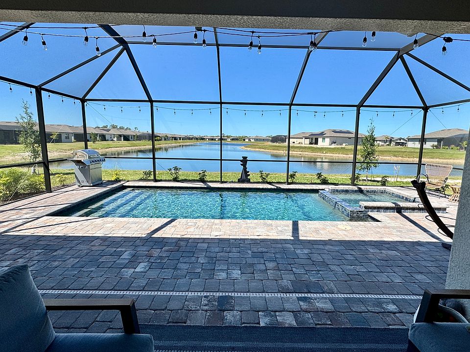 1st image of 1493 Saddlewood Cir