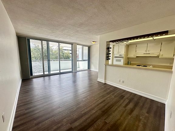 2nd image of 470 3rd St S #207