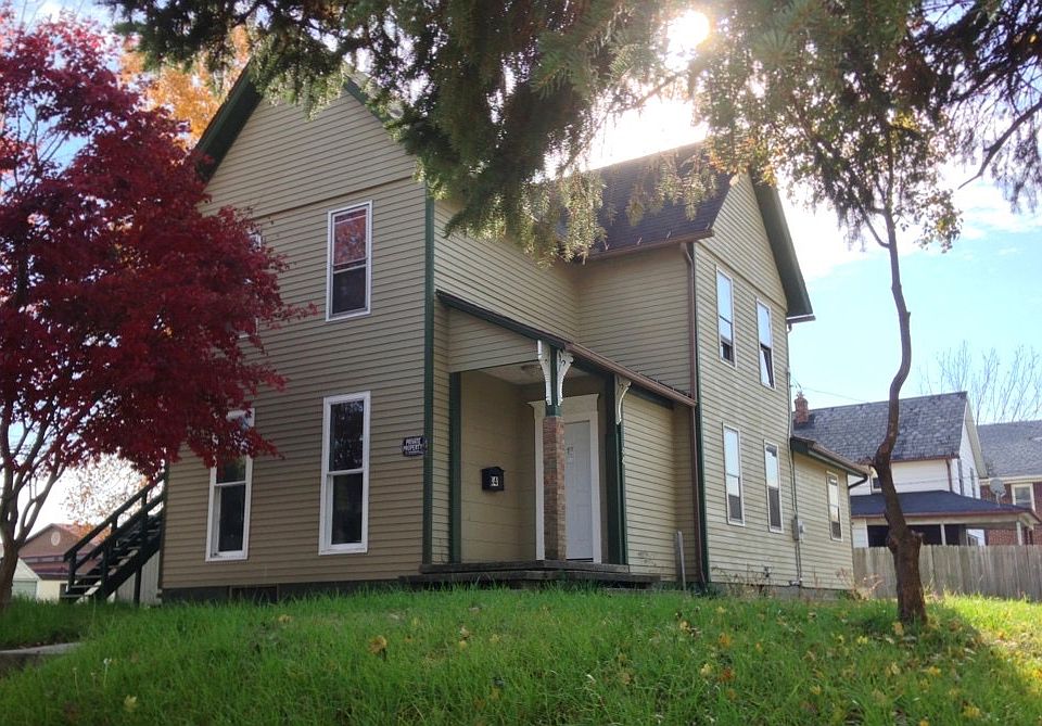 1st image of 44 E York St