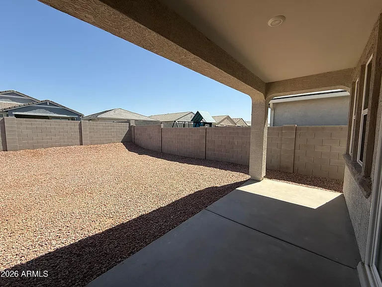 2474 W Sable Ave — Photo 27