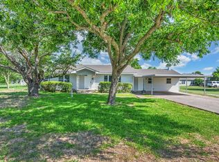 232 W Wall St, Hewitt, TX 76643