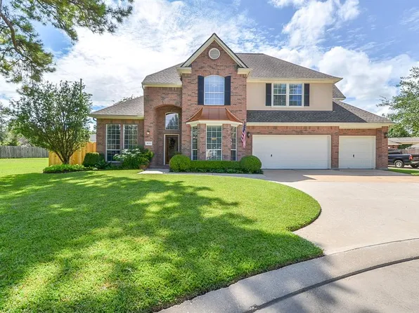 16322 Diamond Rock Dr, Cypress, TX 77429