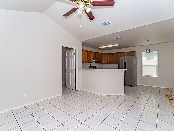 2nd image of 231 Baldwin Ave #2