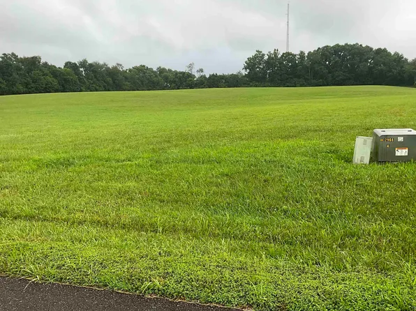 2086 E Charles Way, Bloomington, IN 47401