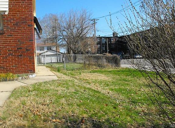 2nd image of 5530 S 37th St