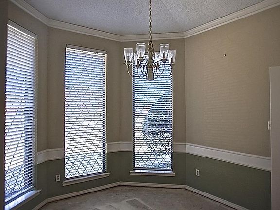 5th image of 2024 Vista Crest Dr