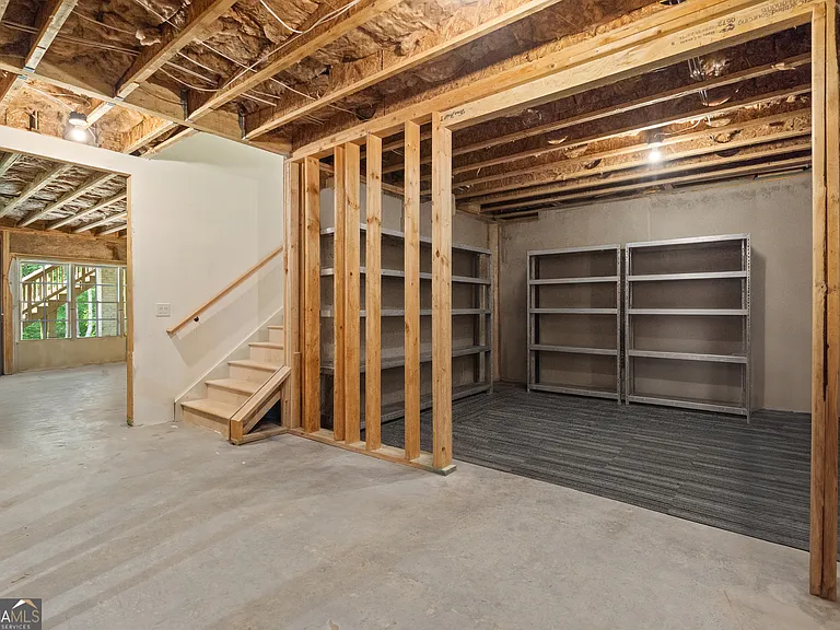2045 Kent Ct — Photo 75