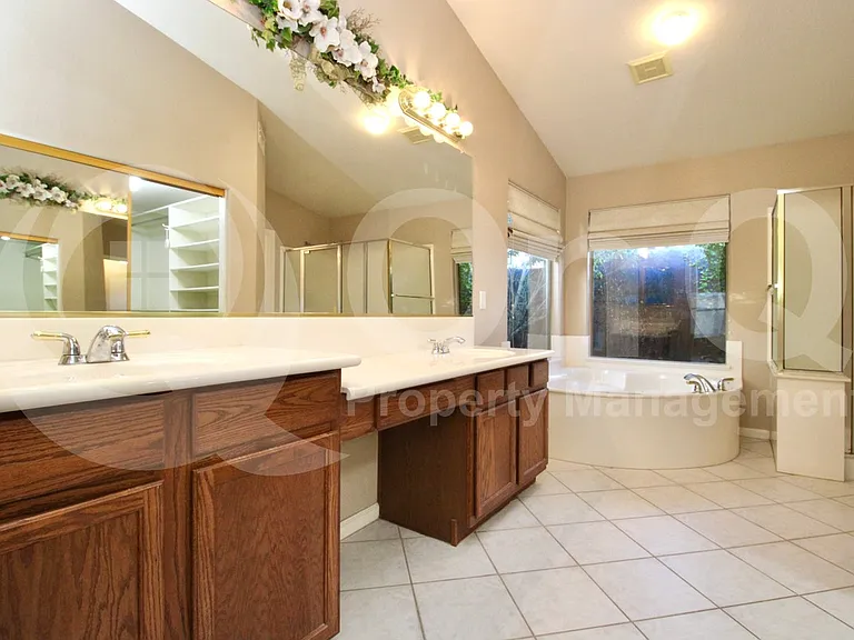 2370 S Granite St — Photo 24