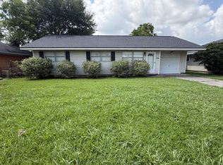 2720 Avenue M, Nederland, TX 77627