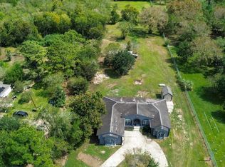 6811 Clara Ln, Rosharon, TX 77583