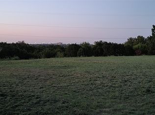927 Emerald Dr, Desoto, TX 75115