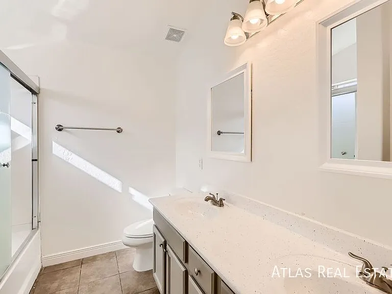13917 W Country Gables Dr — Photo 8