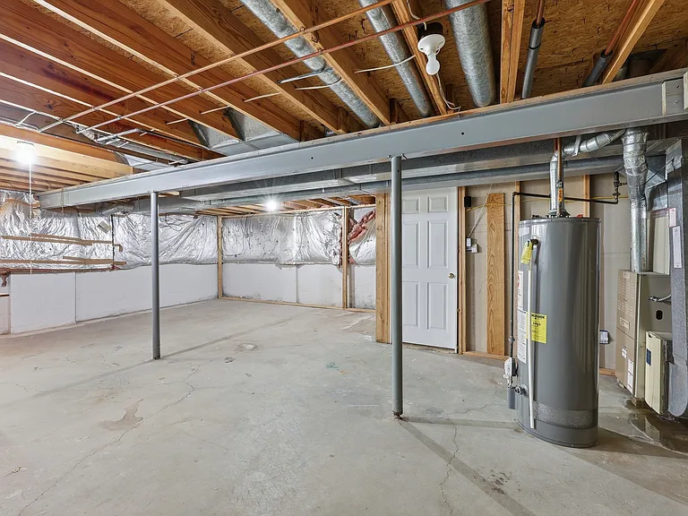 205 Brownsfell Dr — Photo 33
