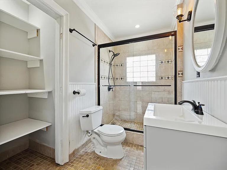 2912 Cetti St — Photo 15