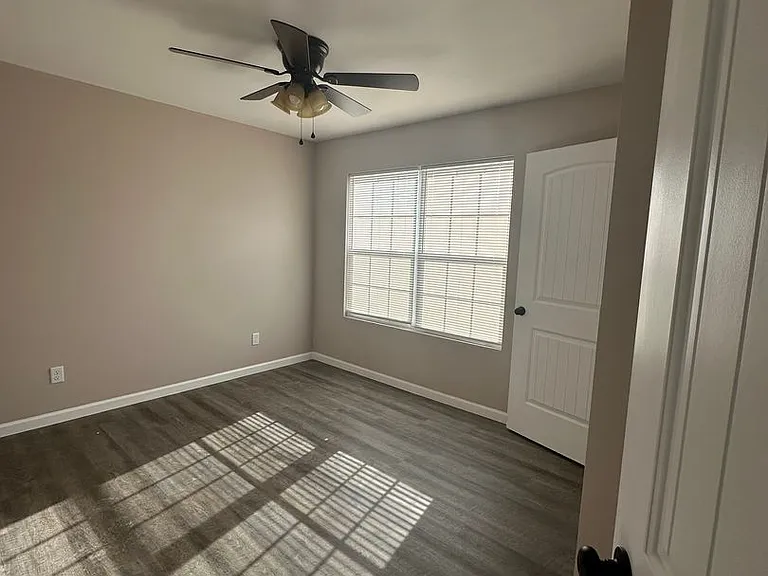 1228 Orange St — Photo 5