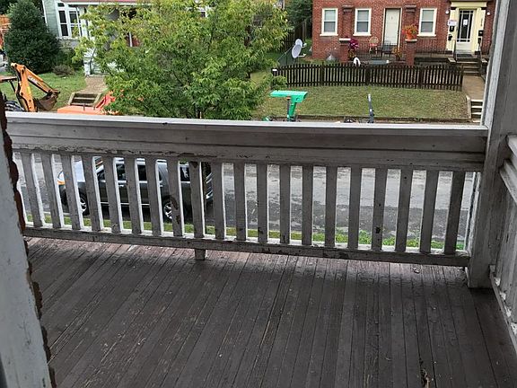 2nd image of 2420 Barton Ave APT 4