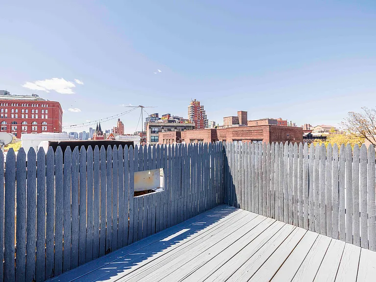 120 Christopher St #15 — Photo 10
