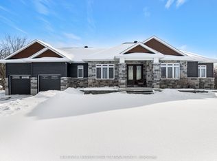121 Ernest Way, Tay Valley, ON K7H0B3