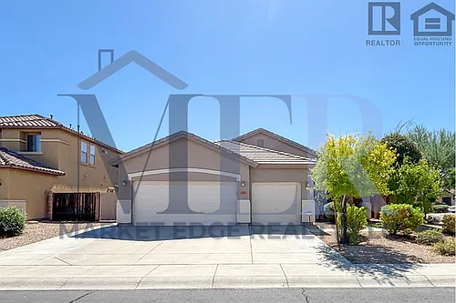 8647 W Brown St Photo 1
