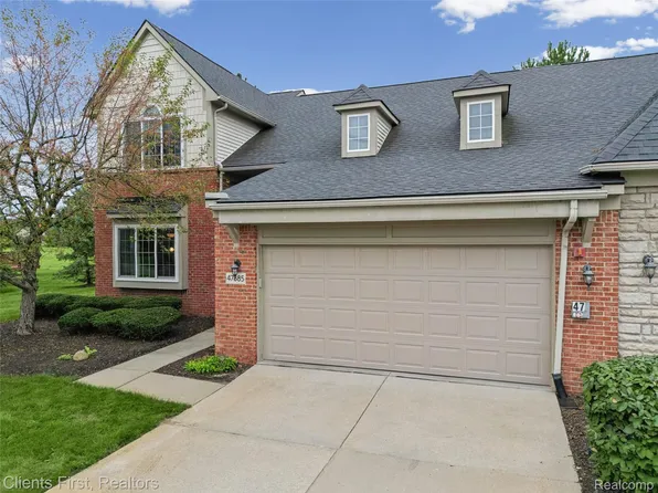 47885 Vistas Circle Dr S #70, Canton, MI 48188