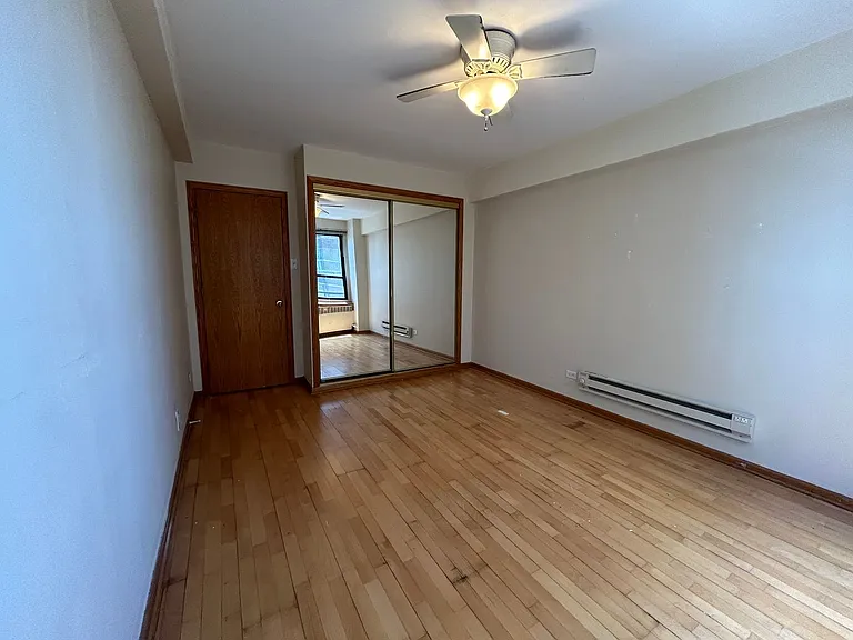 4180 Marine Terrace Apartments — Photo 145