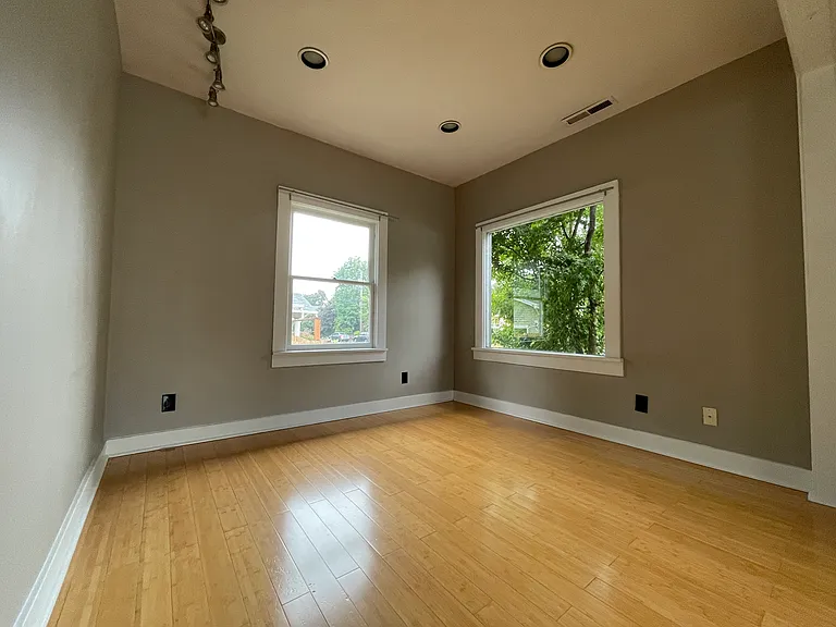 1407 N Winchell St — Photo 27