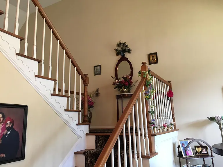1140 Beverly Dr — Photo 5