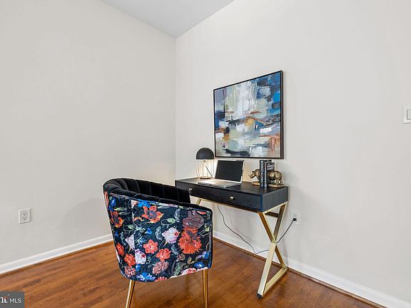 3rd image of 10500 Rockville Pike Unit M10