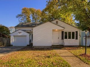 153 Kenoza Ave, Haverhill, MA 01830