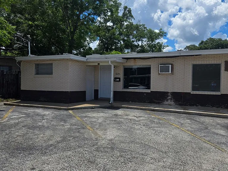 Rogero 1800 - Residential — Photo 1