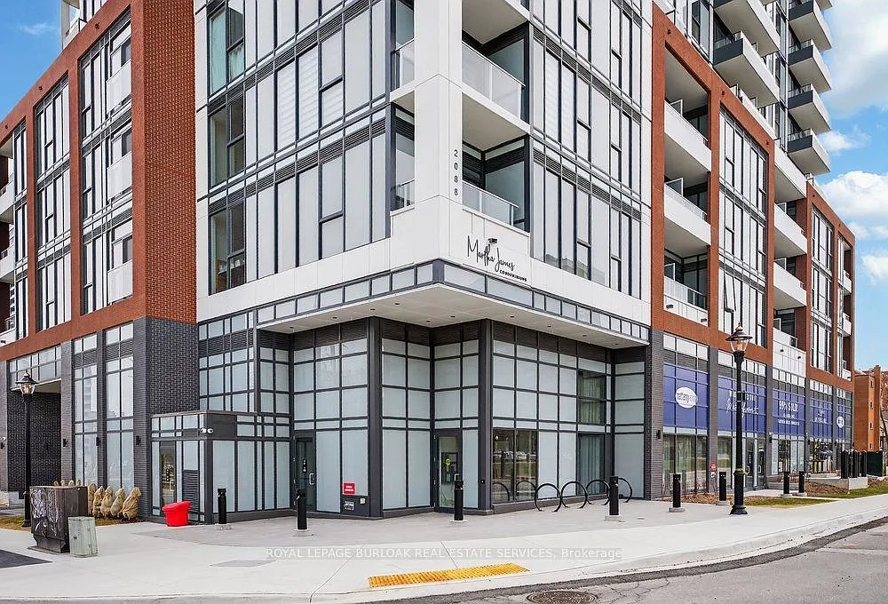 Building Photo - 2088 James St #702