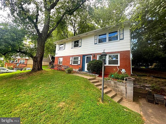 4th image of 13310 Hawthorn Ln