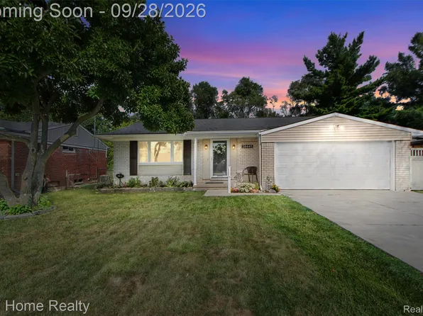 28445 Weddel Ave, Brownstown, MI 48183