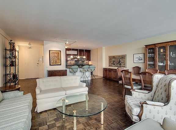 5th image of 900 N Lake Shore Dr APT 2407