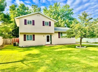 38102 Parkway Blvd, Willoughby, OH 44094