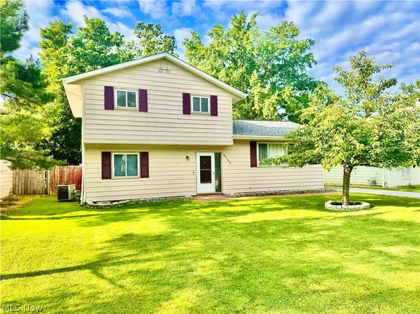38102 Parkway Blvd, Willoughby, OH 44094