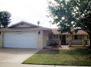 10209 W Royal Oak Rd, Sun City, AZ 85351