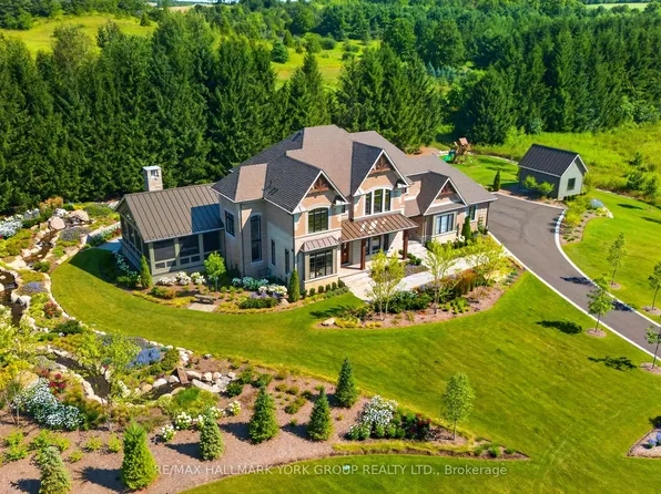 13 Newton Reed Cres, Uxbridge, ON L0C 1A0
