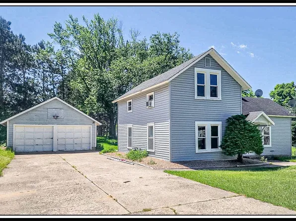 239 Euclid Ave, Manawa, WI 54949